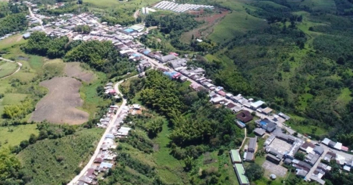 Combates entre el Ejército y las disidencias en el Cauca