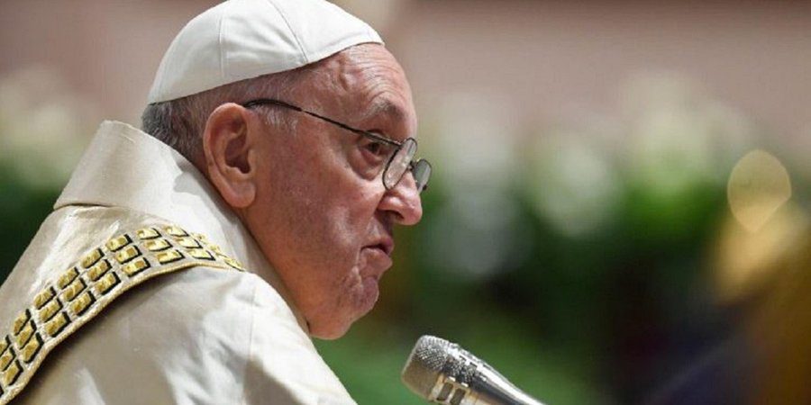 Director de prensa del Vaticano dice que el papa Francisco "pasó una noche tranquila en el hospital, durmió bien"