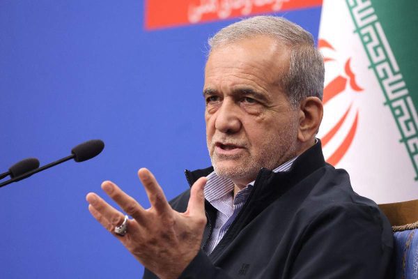 Irán dice que si sus instalaciones nucleares son atacadas construirá 1.000 más