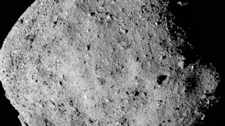La Nasa eleva la probabilidad de que el asteroide 2024 YR4 impacte contra la Tierra: Protocolos activados