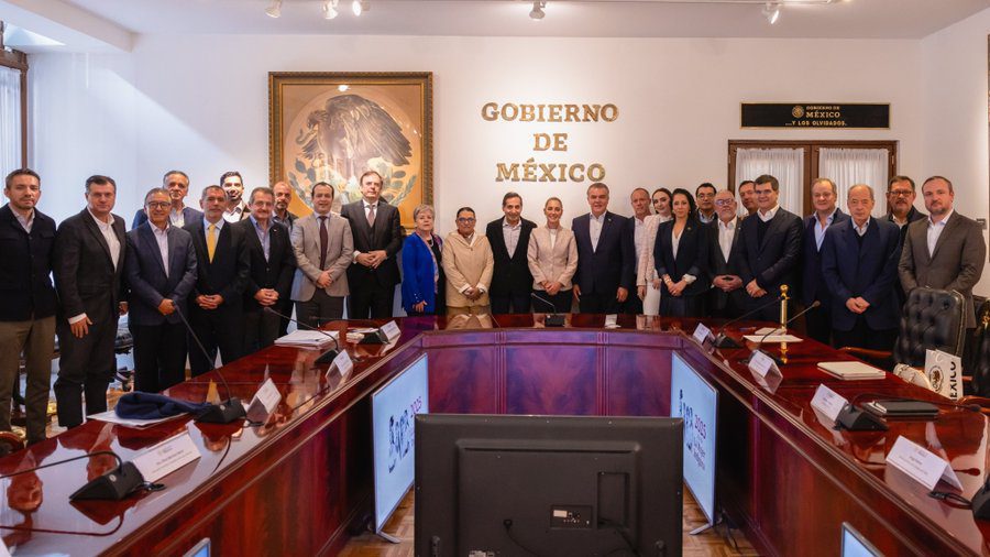 México propone a Trump una mesa conjunta contra el fentanilo antes de responder a los aranceles