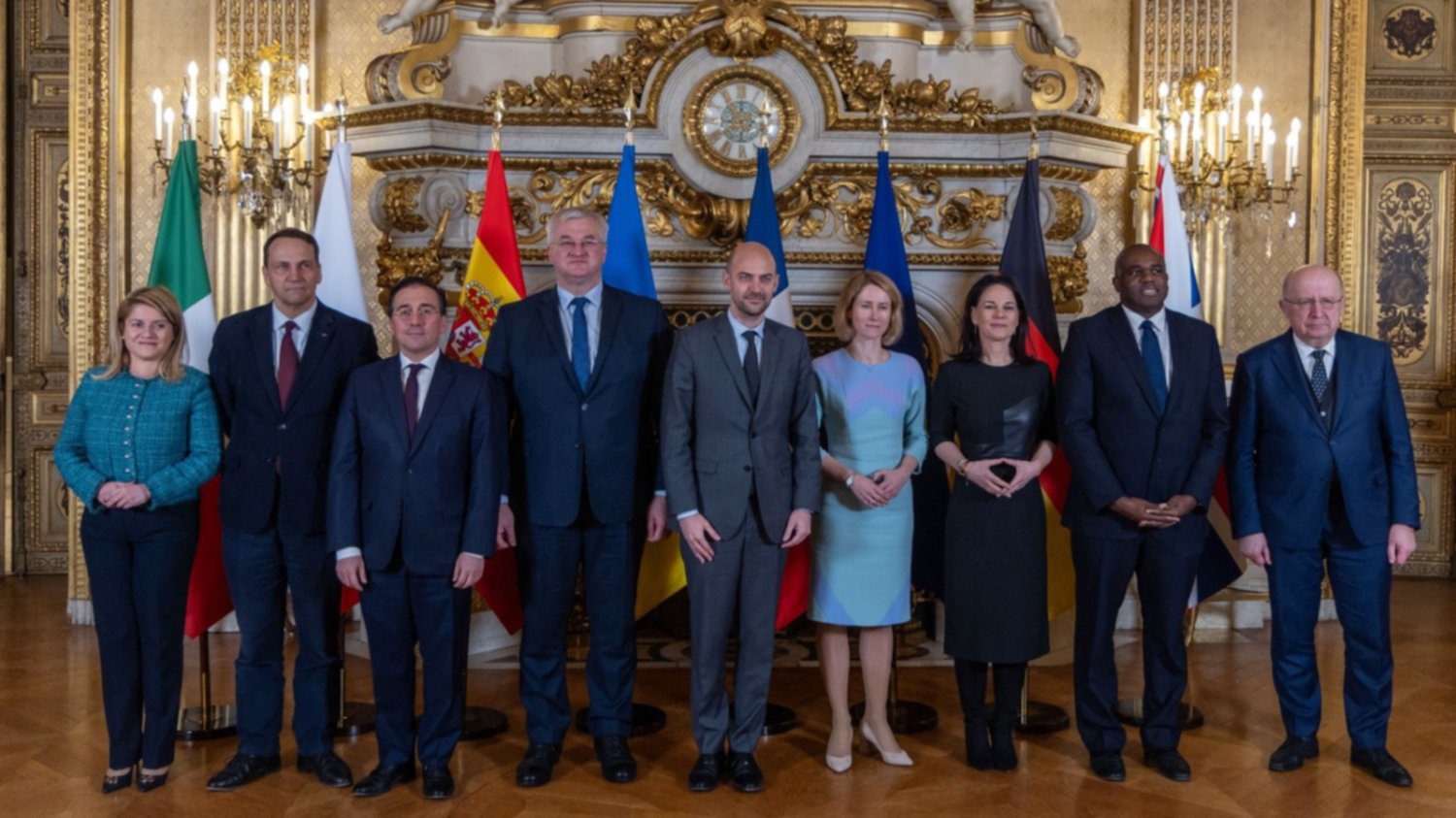 Reunión de crisis de los dirigentes europeos en París para responder a EEUU sobre Ucrania
