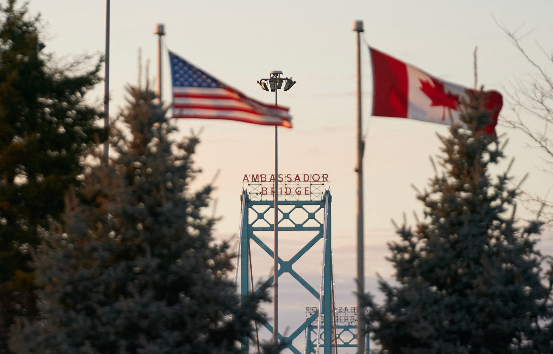 Canadá cambia el estreno en una guerra comercial completa con Trump