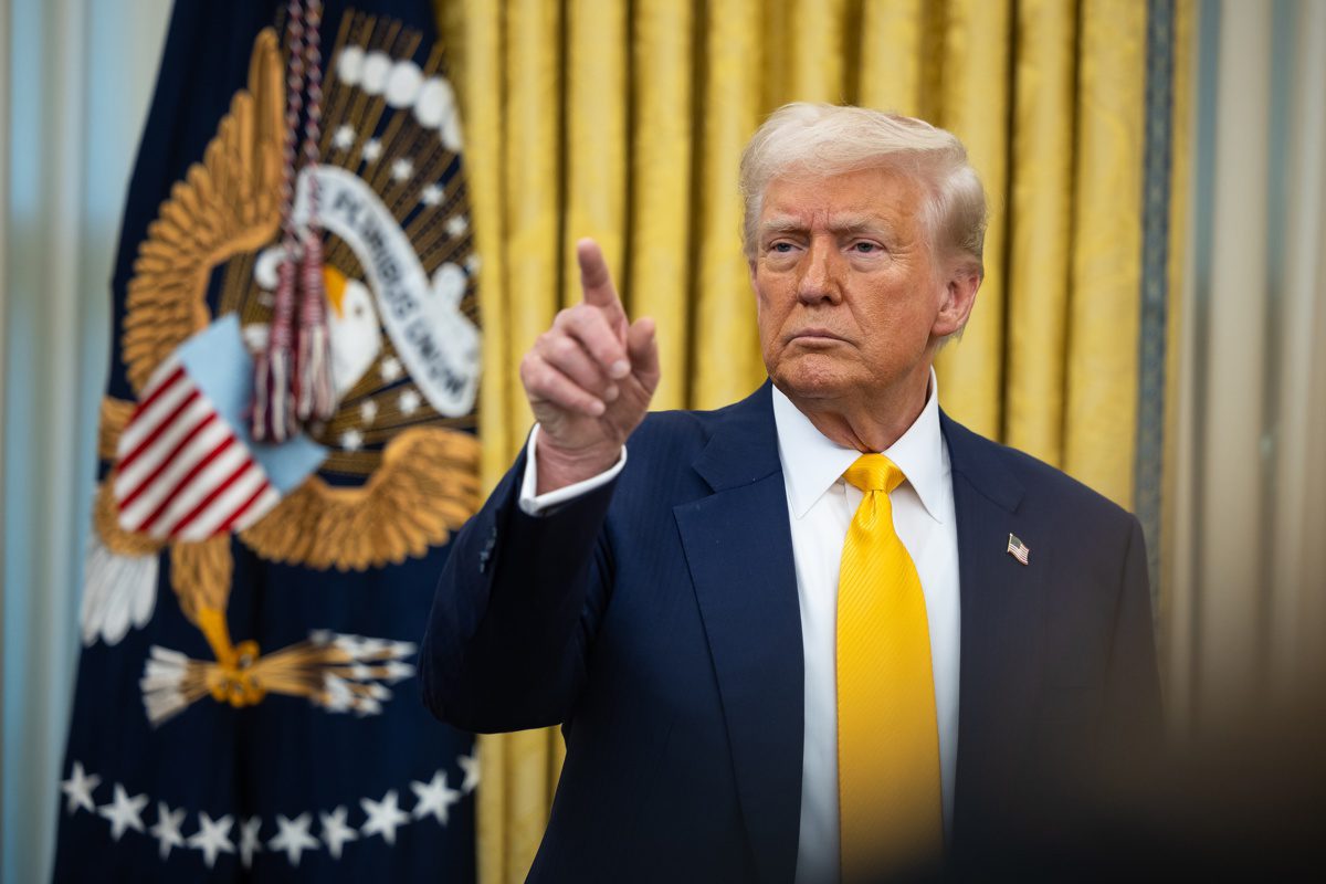 Trump dice que la UE quiere lograr un acuerdo comercial con los Estados Unidos "lo que sea"