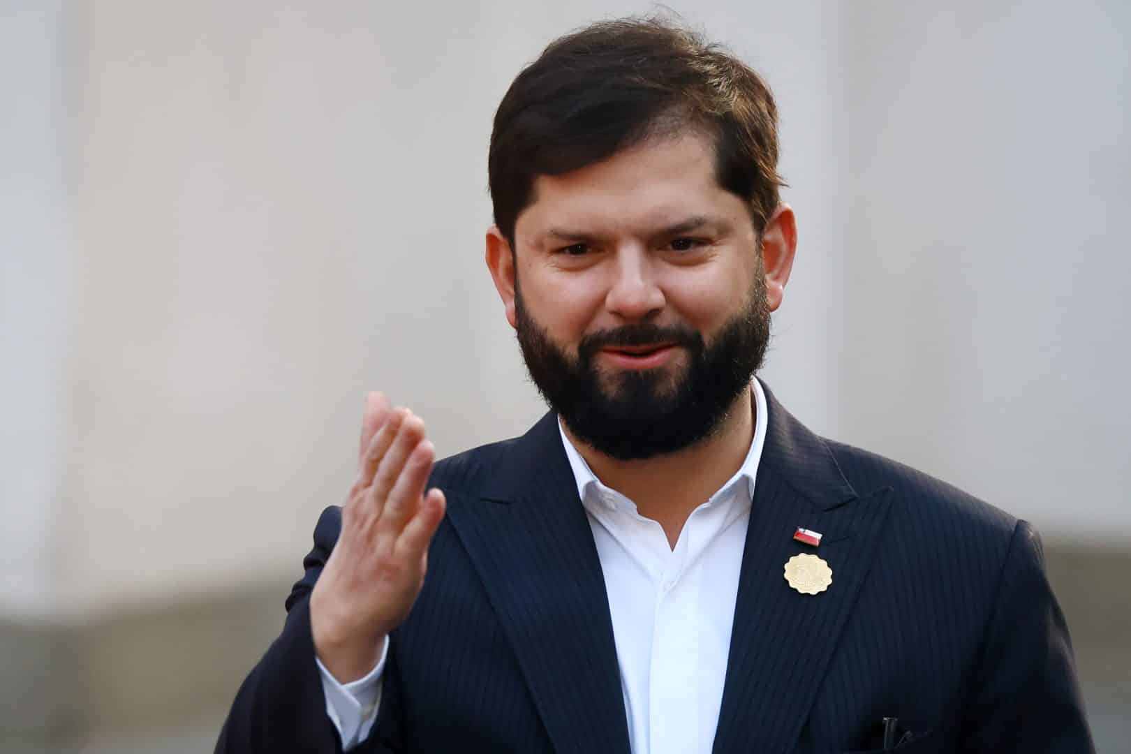 "La democracia está amenazada y esta amenaza no solo se reduce a la fuerza militar"