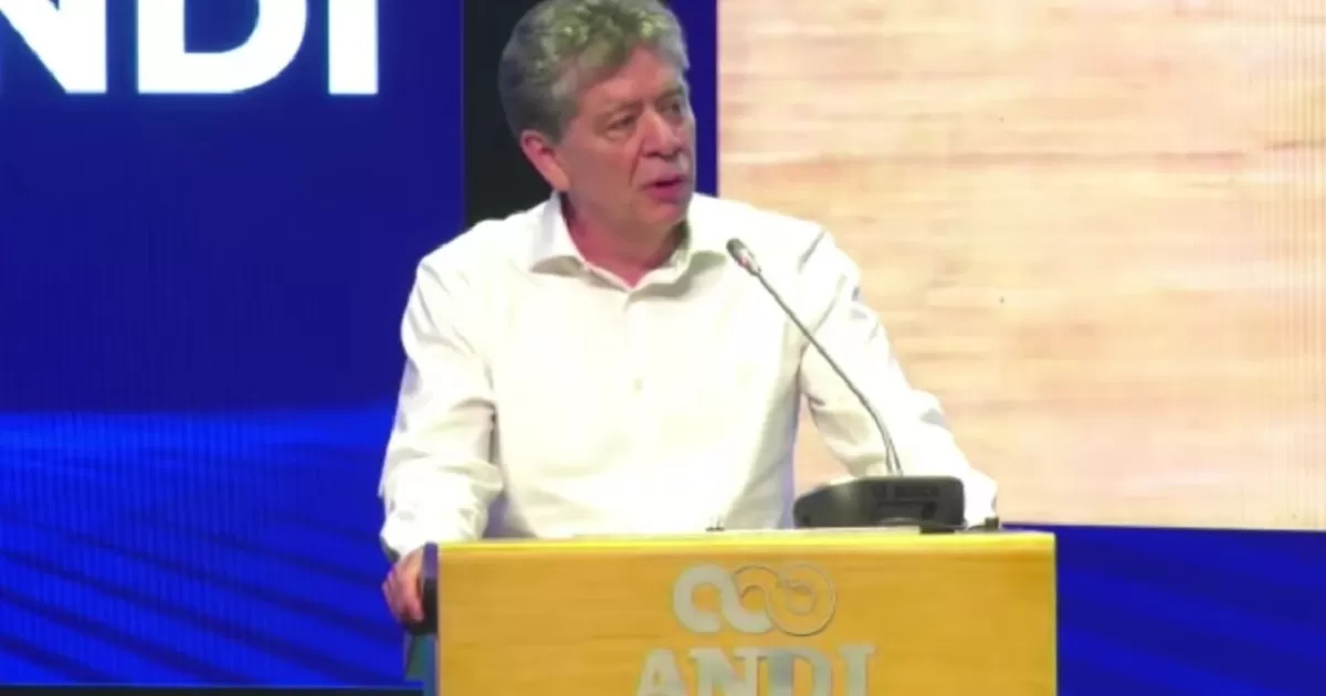 Bruce Mac Master, el presidente Andi llama a la unidad