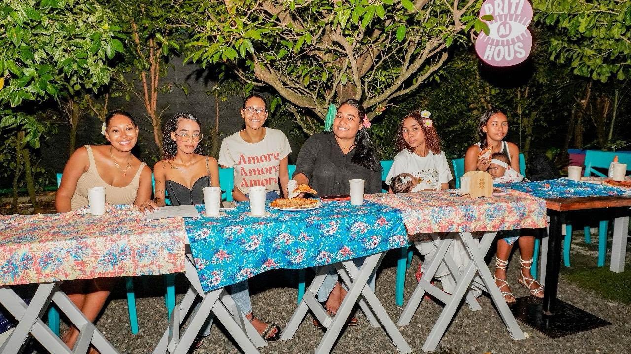 Fortaleciendo el bienestar de las madres jóvenes