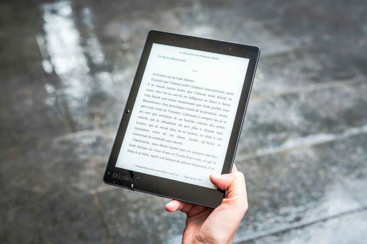Japón permitirá libros de texto digitales de 2030.